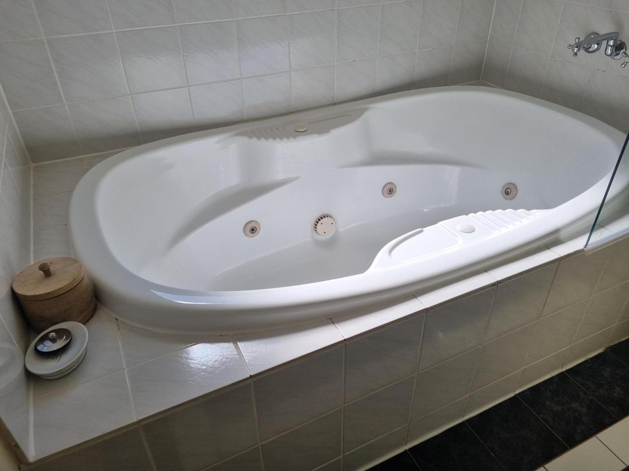 פוקולבין Chez Vous French Spa Villa 2 מראה חיצוני תמונה